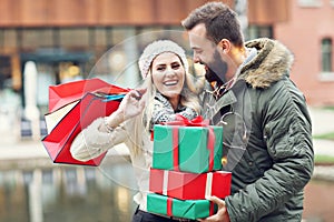 Picture of couple shopping for Christmas in the city