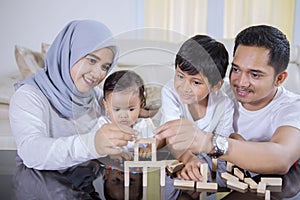 Muslim family building a dream house