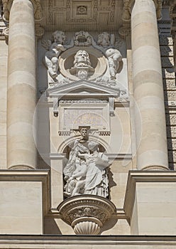 Forschung Entschleiert Die Natur scultped by Carl Kundmann, front of the Natural History Museum, Maria-Theresien-Platz, Vienna photo