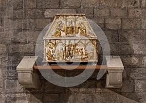 A golden reliquary containing the relics of merchant and martyr Saint Cugat in the Basilica de Santa Maria Del Mar in Barcelona. photo