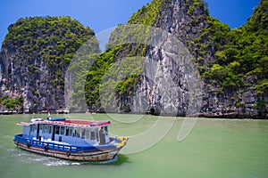 Picturesque sea landscape. Ha Long Bay, Vietnam photo