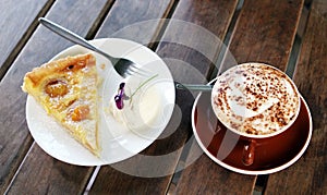 Pie and coffee