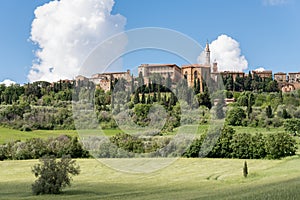 PIENZA, TUSCANY/ITALY - MAY 19 : View of Pienza in Tuscany on M