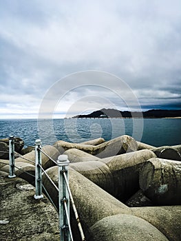 Pier with breakwaters