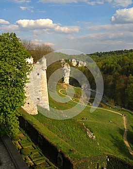 Pieskowa Skala castle
