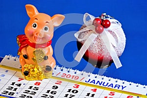 Pig-Symbol of the year holiday calendar decoration toy elegant ball with bow