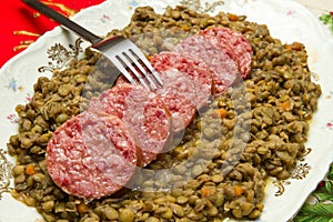 Pig trotter with lentils