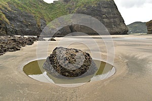 Piha beach coastal rock formation