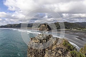 Piha Beach Overview