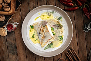 Pike perch fillet on couscous and bearnaise sauce