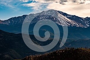 Pikes peak mountain range colorado springs