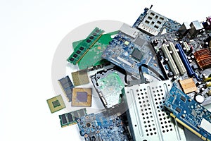 Z elektronický odpad doska počítač a mikročipy elektronický zariadenia 