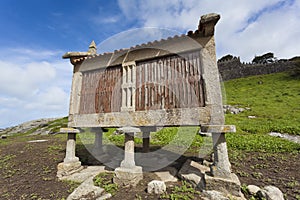 Pile granary in Baiona