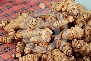 Pile of jerusalem artichoke (sunchoke)