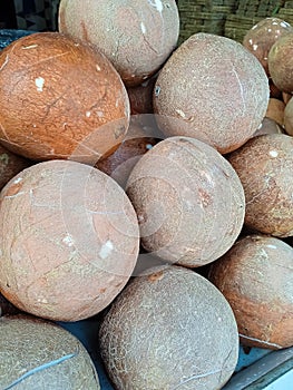 Pile of peeled coconut ready for shredding
