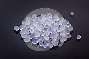 Pile of silica gel granules