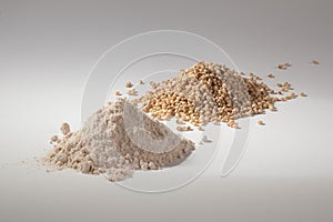 Pile of sorghum and sorghum flour