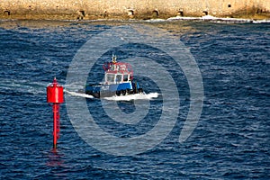 Pilot Into Curacao