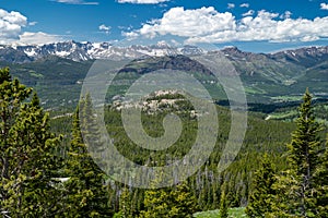 The Pilot Index Overlook, along the Beartooth Highway mountain pass - Wyoming US Highway 212
