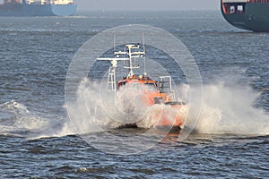 Pilot vessel