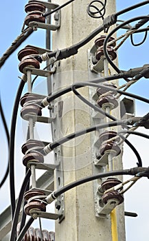 PIN INSULATORS