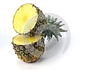 Pinapple cut in half