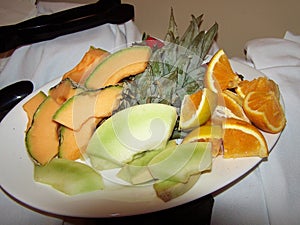 Pineapple fruit centered plate