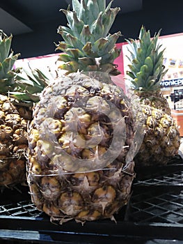 Pineapple from the market is very fresh