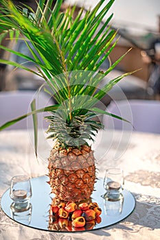 Pineapple and palm nut decoration