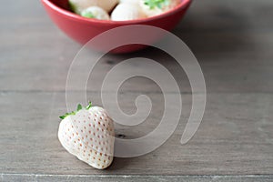 Pineberry looks like a white strawberry