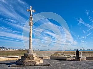 Pinedo cross monument in Valencia beach