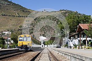 PinhÃ£o Railway Station