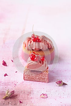 Pink Chocolate Ruby and Red Currant Mini Cakes