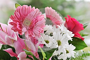 Pink flower buquet