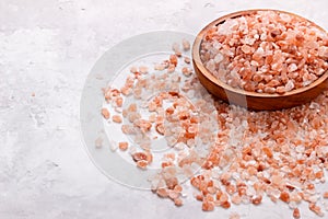 Pink himalayan salt