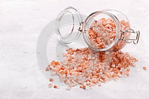 Pink himalayan salt
