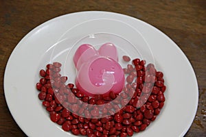 Pink rabbit pudding and red beans