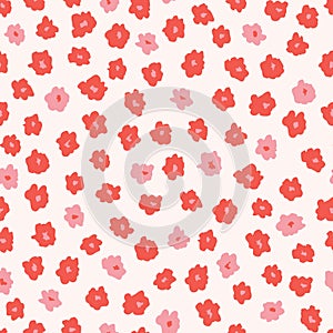 Pink and Red Ditsy Allover Hand-Drawn Daisies Blooms on Cream Background Vector Seamless Pattern