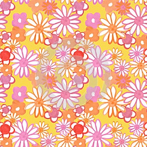 Pink, red and orange floral seamless pattern. Bohemian vintage pattern with daisy flowers in 60s and 70s style. Flower power