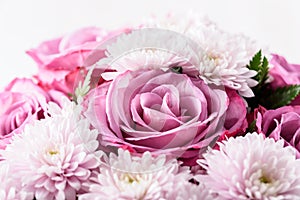 Pink Roses And Daisy Flowers Wedding Bouquet