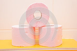 Pink toiletpaper