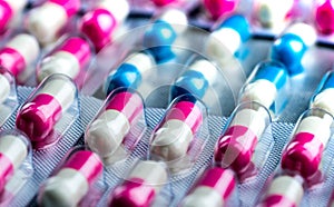 A antibióticos pastillas en paquete con pastillas. droga resistencia. farmacéutico 
