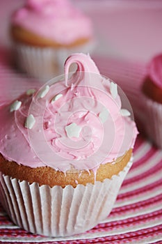 Pinky cupcake