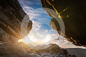 Pinnacle walking trail at sunset, Grampians mountains