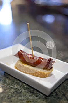 Pintxo de Txistorra, typical of the Santo Tomas Fair