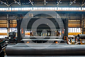 Pipe formation by using roll bending machine