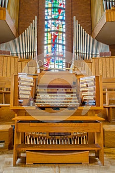 Pipe organ