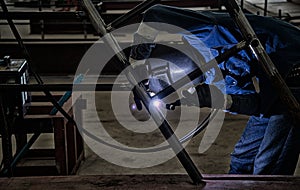 Pipe welding on the pipeline construction