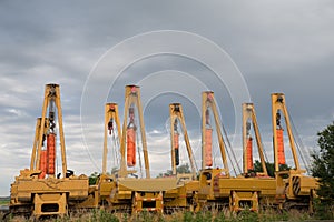 pipelayer machine for oil and gas pipelines