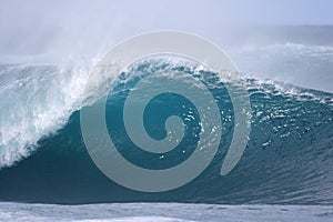 Pipeline wave